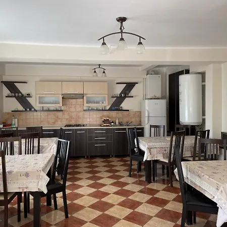 Pensiunea Aby Maison d'hôtes *